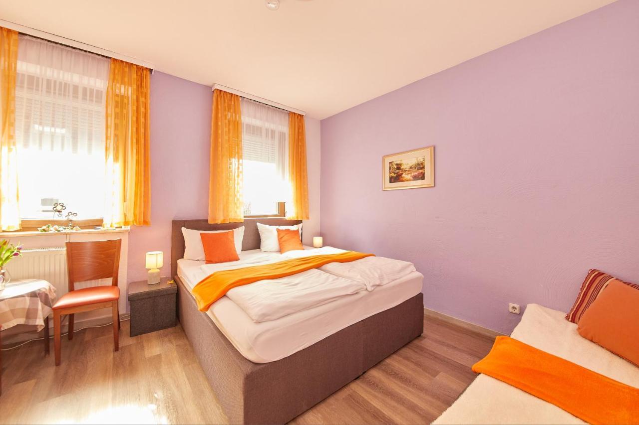 Hotel Zum Dicken Baum มาเยิน ภายนอก รูปภาพ